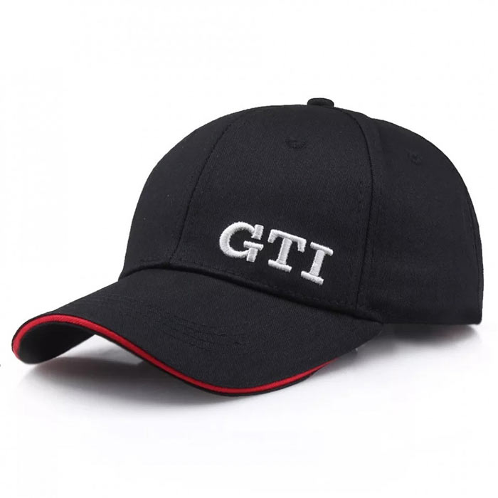 كاب بشعار غولف GTI باللون الأسود
