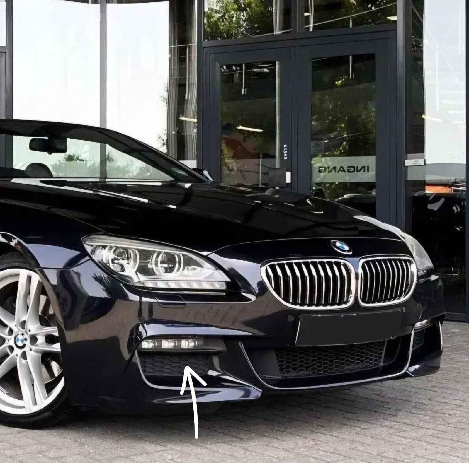 شبك الصدام السفلي يمين BMW للفئة 6 موديل 2011 2018_شبك_28584_1 1